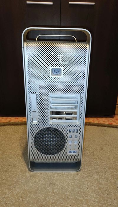 Apple Mac Pro 1.1
