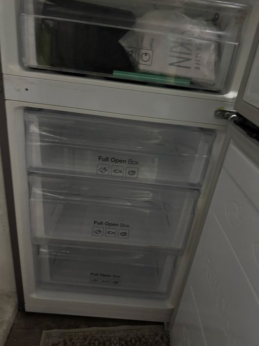 Продается б/у холодильник