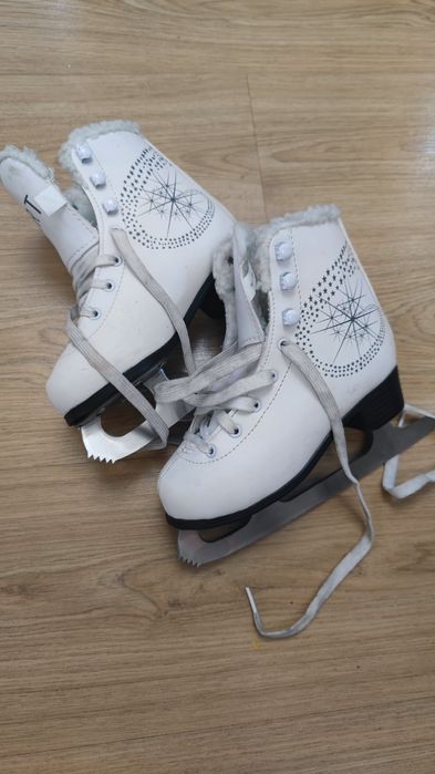 Коньки детские. Утеплённые.