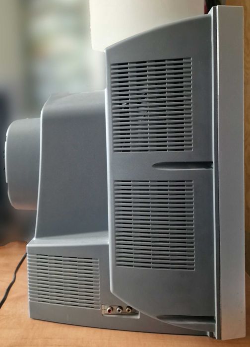 Телевизор Crown-39лв