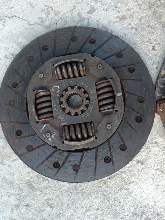 Демпферен маховик съединител за Субару 2.0Д 150к.с.