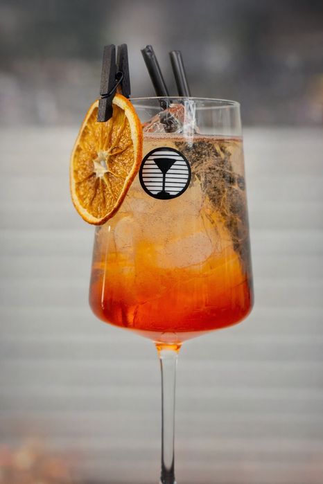 Cocktail Bar Mobil & Tort de Shot-uri – Evenimente de Neuitat!