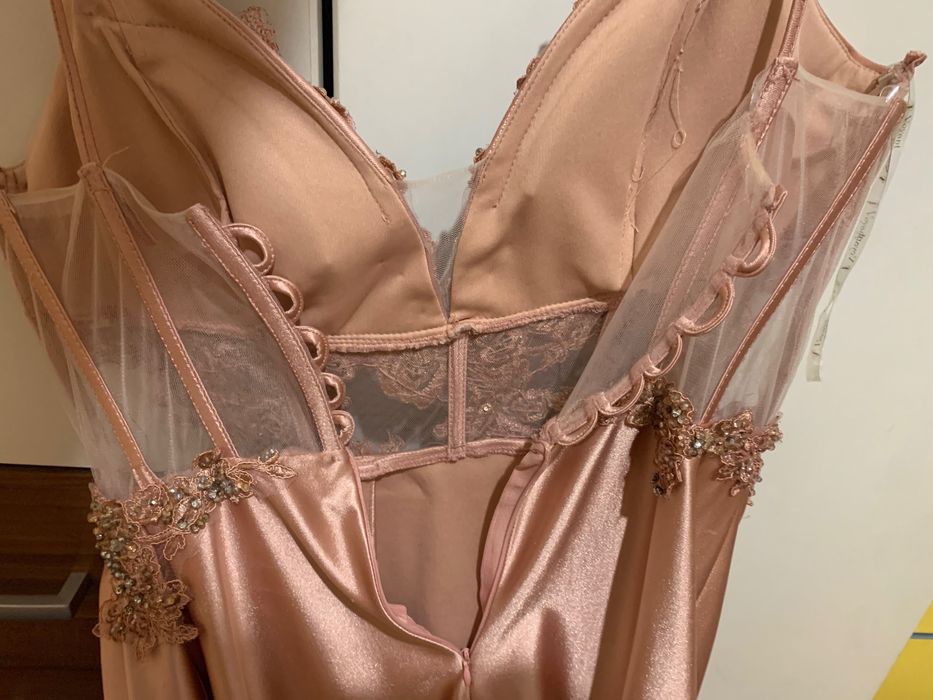 Бална рокля rose gold