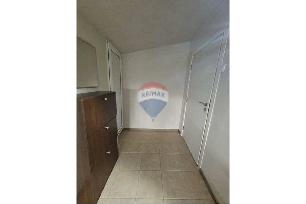 Дава се под наем Едностаен апартамент в Варна, м-т Акчелар - 30 кв.м за 255 € - Снимка #8