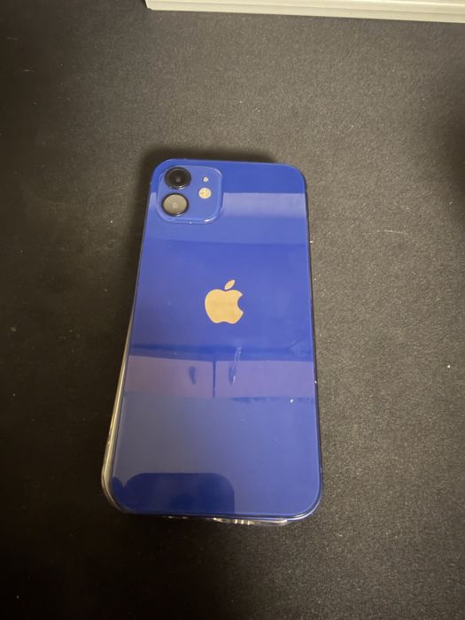 Iphone 12 128 gb.