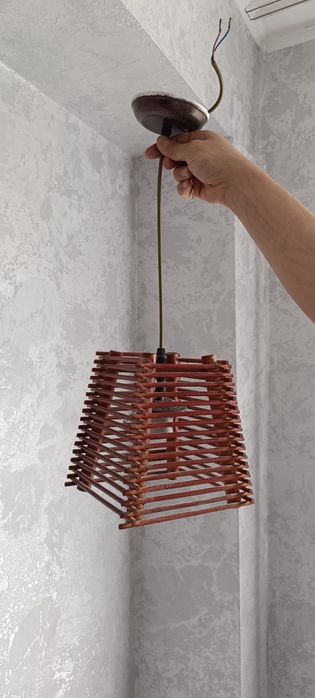 Продам люстры б/у