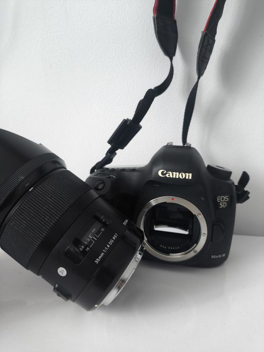 Vând Canon 5d Mark iii + obiectivul Sigma de 34mm1.4