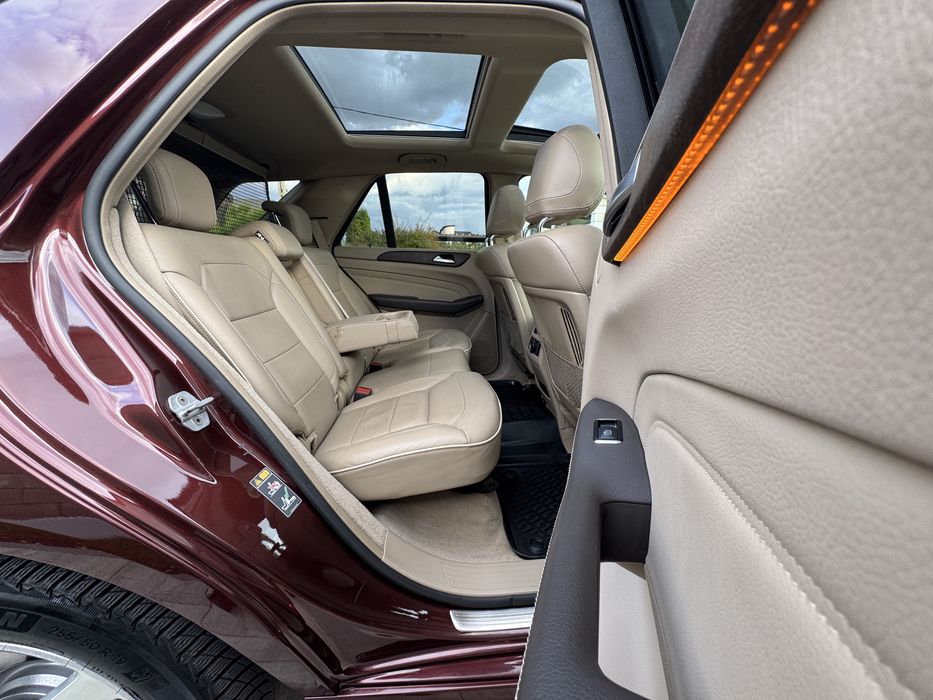 Mercedes-Benz ML350 cdi 4Matic Airmatic AMG Distronic Webasto H&K