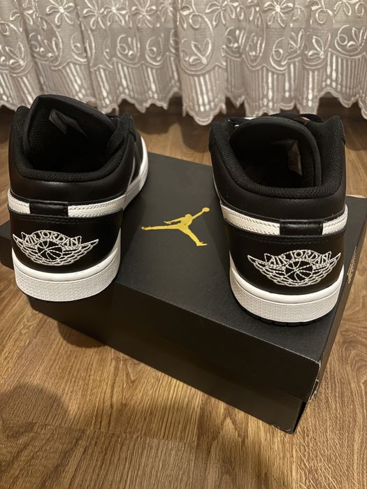 Jordan 1 low noi