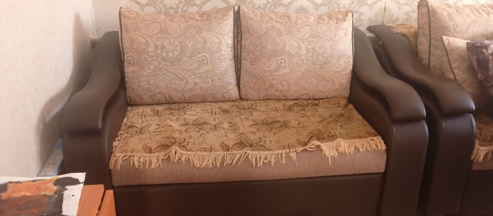 Продам мягкий уголок