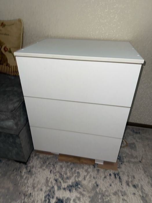 Продается белый камод