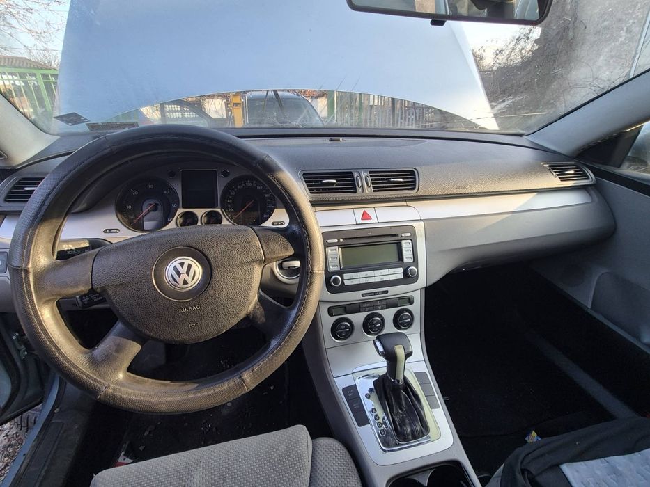 За части Volkswagen Passat B6 комби , 2.0 TDI 140 к.с., 2007 г.