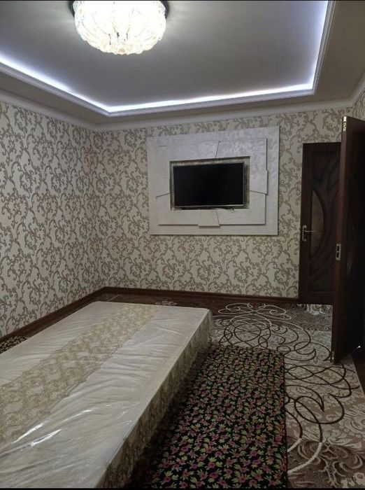 3 xonali uy sotiladi