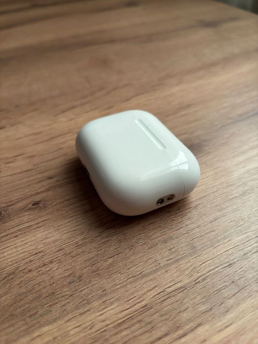 Продается airpods
