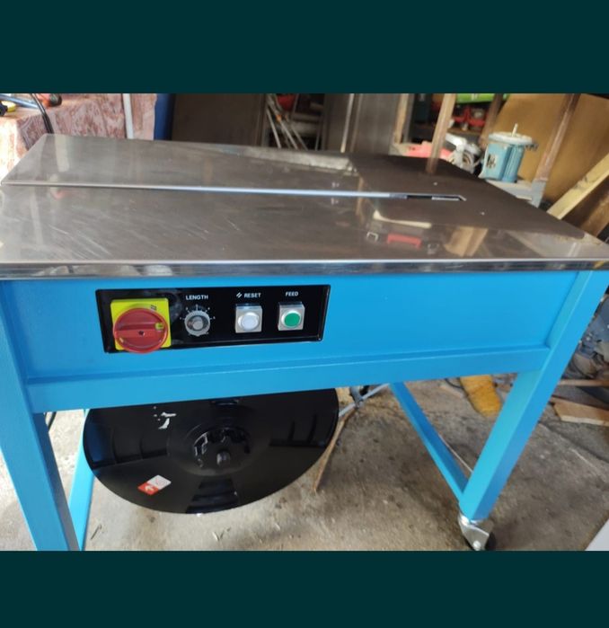 Mașina de legat cu banda PP ziare ,pachete