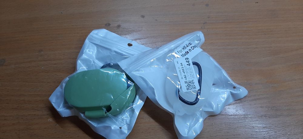 Новенькие чехлы для Xiaomi Redmi Airdots