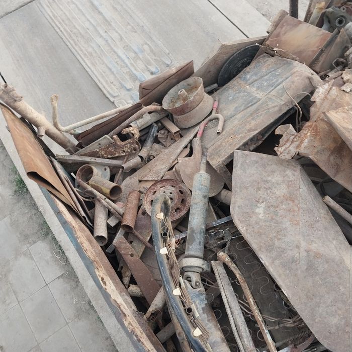 Metalolom Olamiz qayta ishlaymiz joyidan borib olib ketamiz