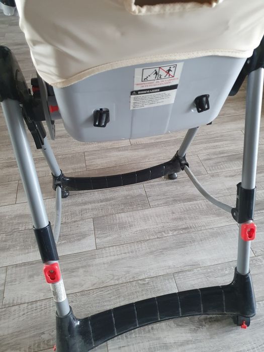 Scaun de masa  copii