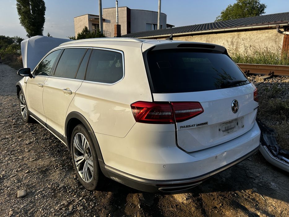 Calculator far , modul far xenon Volkswagen Passat B8 2017