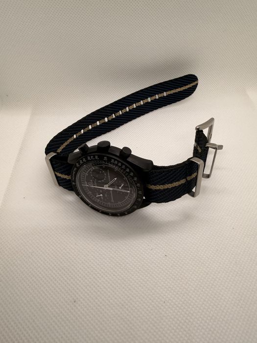 Omega × Swatch MoonSwatch Mission to the Moonphase