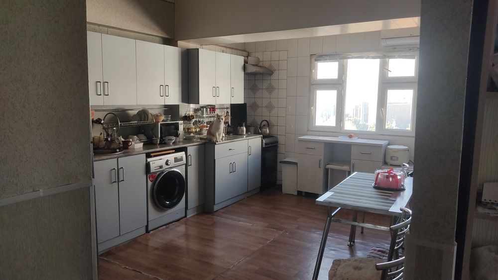 Продам квартиру на метро космонавтов