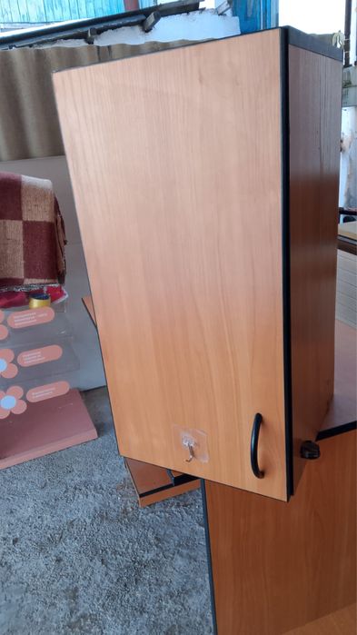 Стол под комптьютер, стол парта.