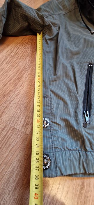 Geaca jacheta River Island de primavara gri cu dungi.