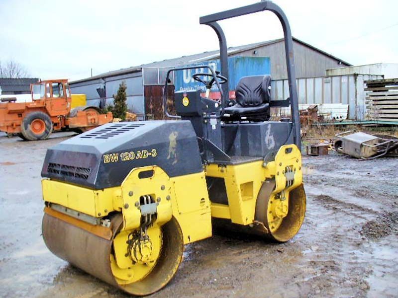 Inchiriez autogreder cilindru compactor buldozer si excavator