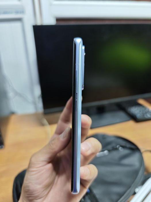 Xiaomi 12 8/256 состояние 9/10 глобалка