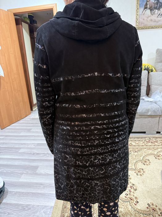 Женская куртка кожанная