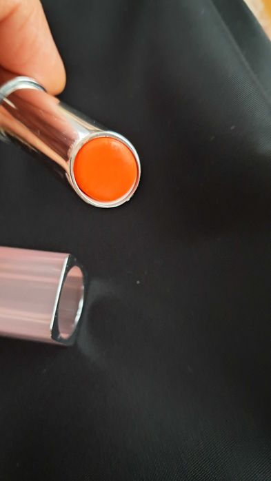 НОВО    DIOR Addict Lip Glow Балсам за устни