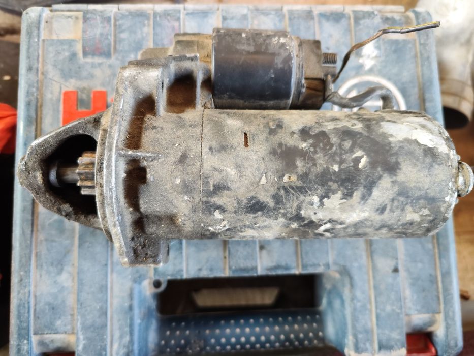 Мерседес спринтер стартери сотилади 500'000 сўмдан.