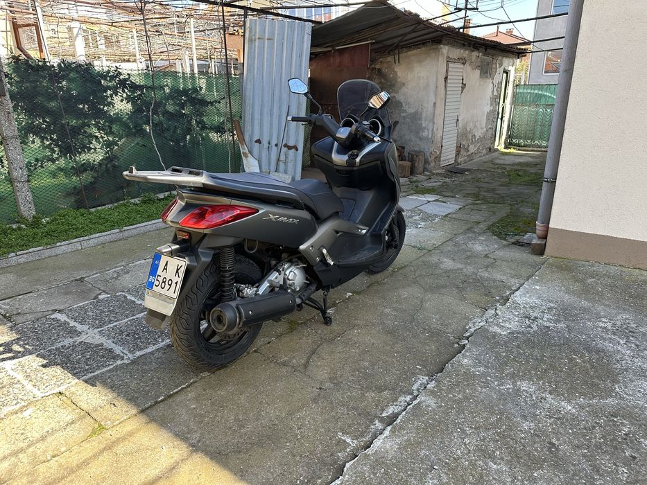 Yamaha x-max 250
