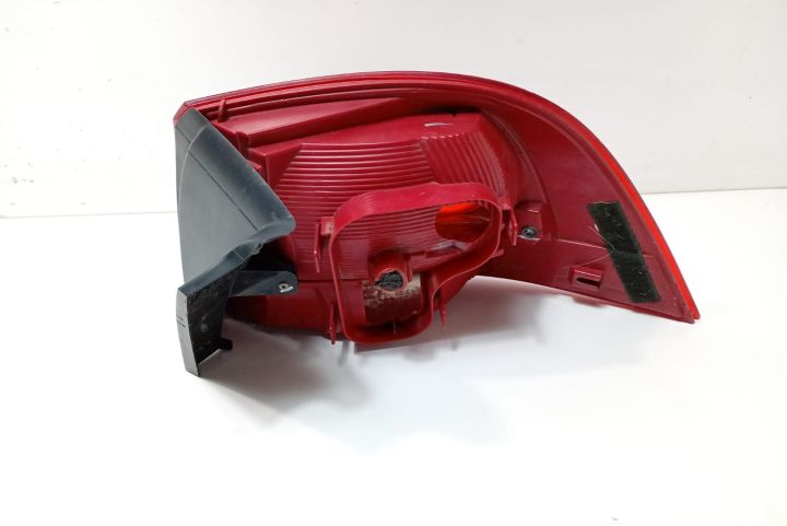 Stop tripla stanga 7P6945095B Volkswagen VW Touareg generatia 2 7P