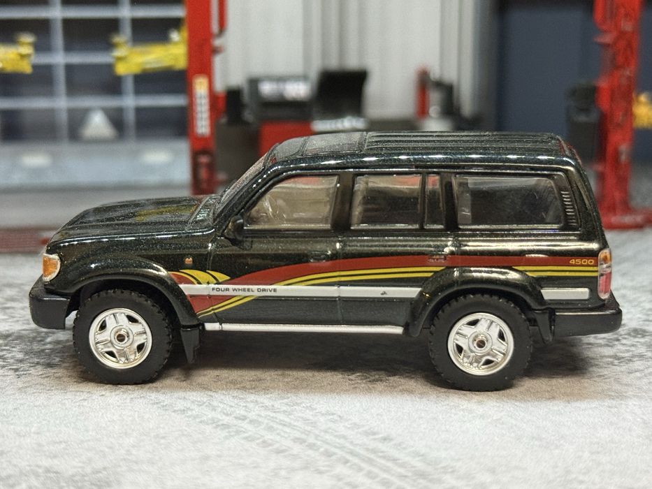 Продаю Hot Wheels