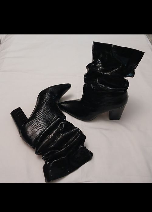 Botine Sergio Todzi negre lacuite, cu toc înalt, marimea 40