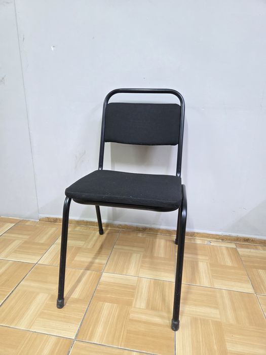 Продам стол и 6 стульев