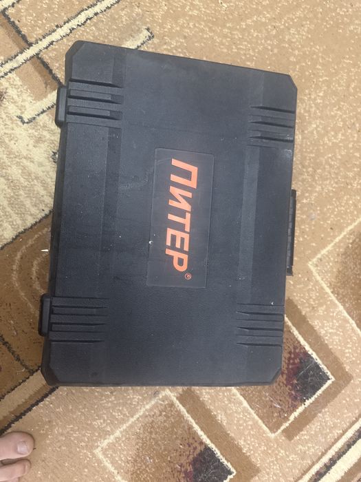 Перфоратор Питер