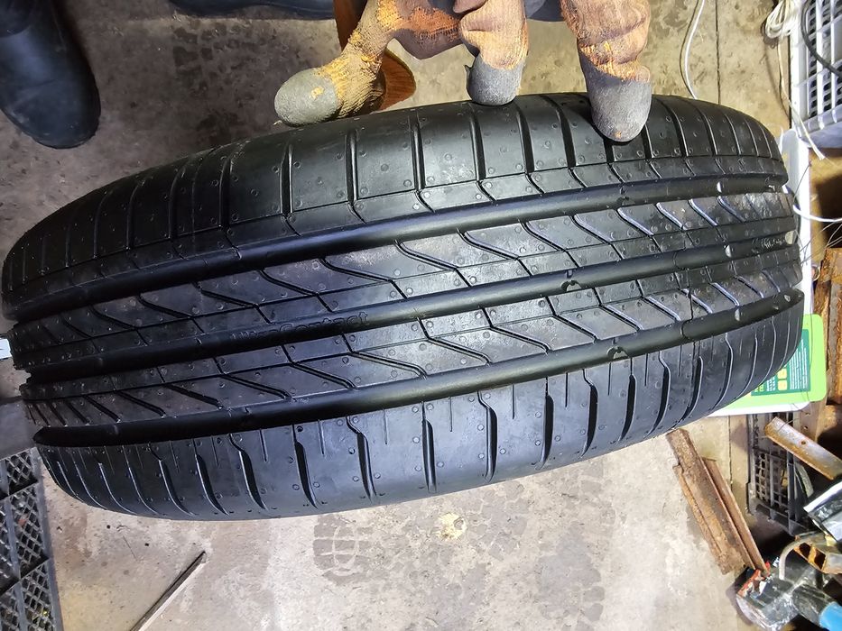 Продам шины Continental