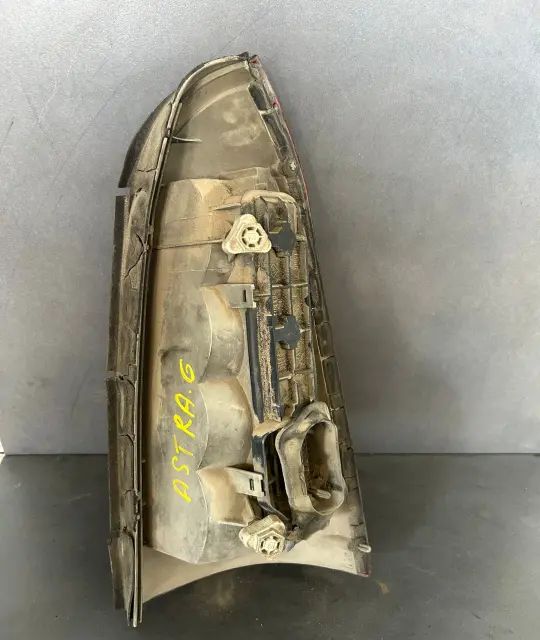 Lampa / Tripla stop stanga pe aripa Opel Astra 2000 1.7 DTi MT (75 hp)