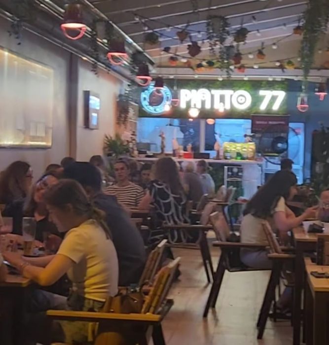 Vanzare Afacere Horeca la Cheie-Piatto 77 Urban Kitchen Polona 77