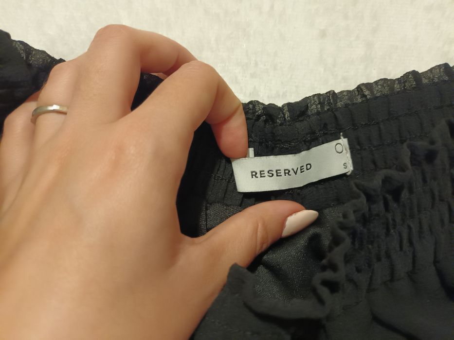 Fusta Reserved neagra
