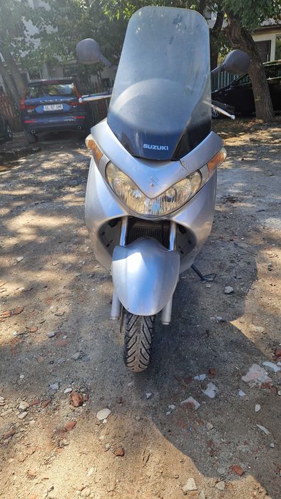 Scuter Suzuki burgman 125 cat B