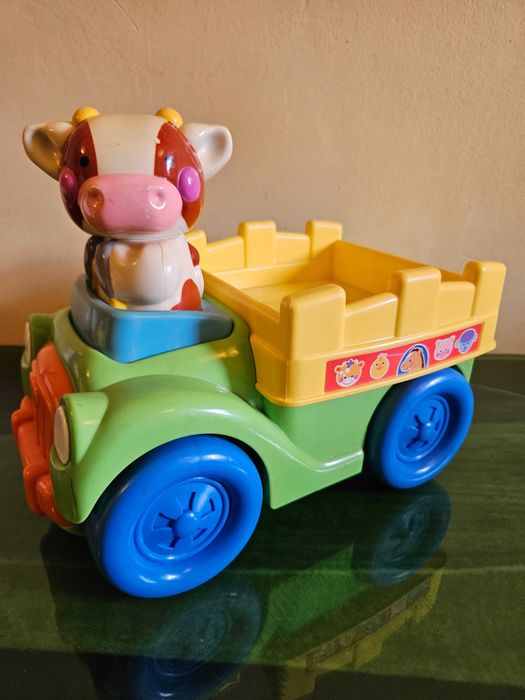 Бебешки играчки Chicco и Fisher-Price