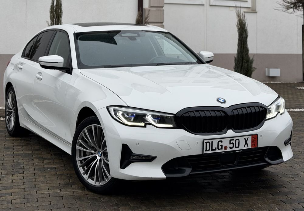 BMW 330e 292 cp 2020 Plug- in Hybrid