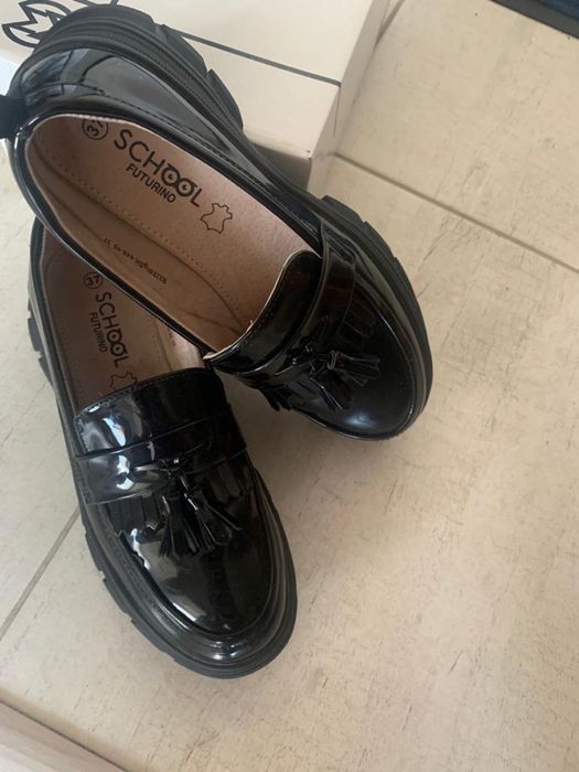 Обувь 37 размер.