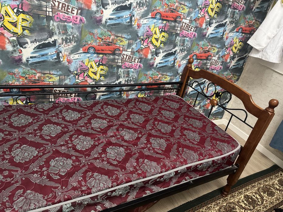 Двухъярусная кровать