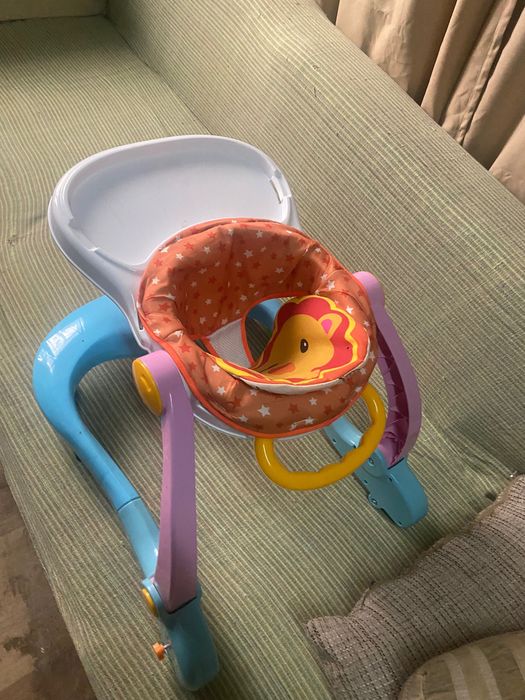 Детские ходунки . Детский комод. Детский стульчик