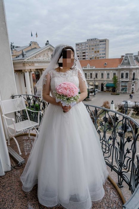 Rochie mireasă+CADOU accesorii