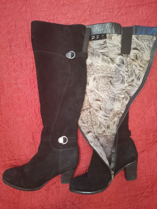 Продам зимние сапоги